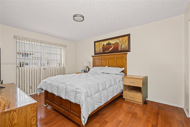 5300 Washington Street E209, Hollywood, FL 33021