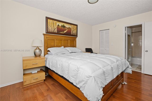 5300 Washington Street E209, Hollywood, FL 33021