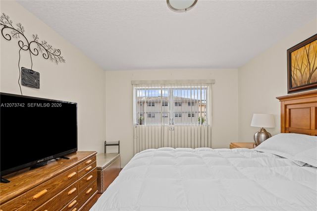 5300 Washington Street E209, Hollywood, FL 33021