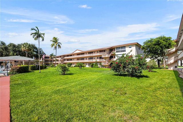 5300 Washington Street E209, Hollywood, FL 33021