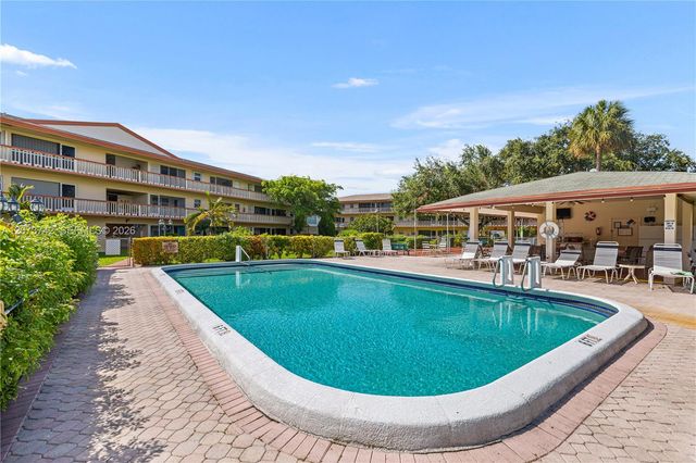 5300 Washington Street E209, Hollywood, FL 33021