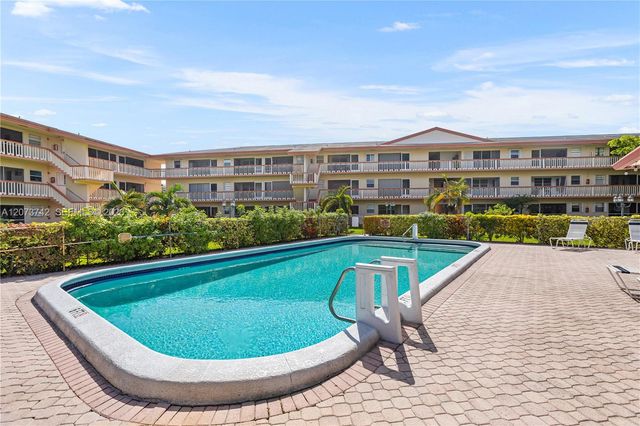 5300 Washington Street E209, Hollywood, FL 33021