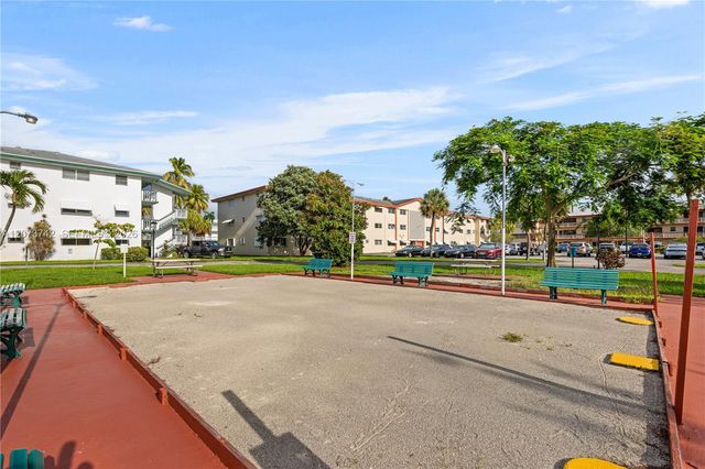 5300 Washington Street E209, Hollywood, FL 33021
