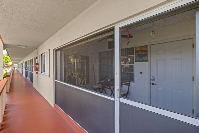 5300 Washington Street E209, Hollywood, FL 33021