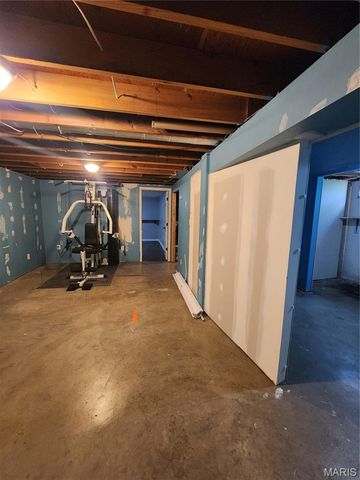 3075 Abbey Street, St Charles, MO 63301