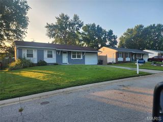 3075 Abbey Street, St Charles, MO 63301