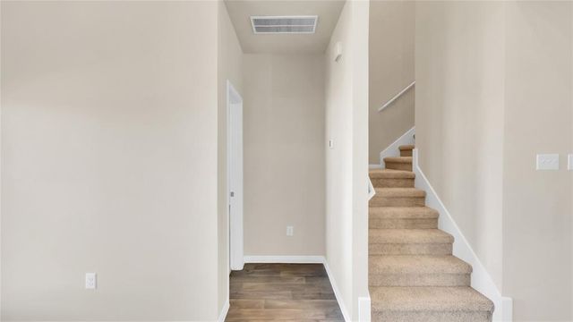 128 Palo Pinto DR, Kyle, TX 78640