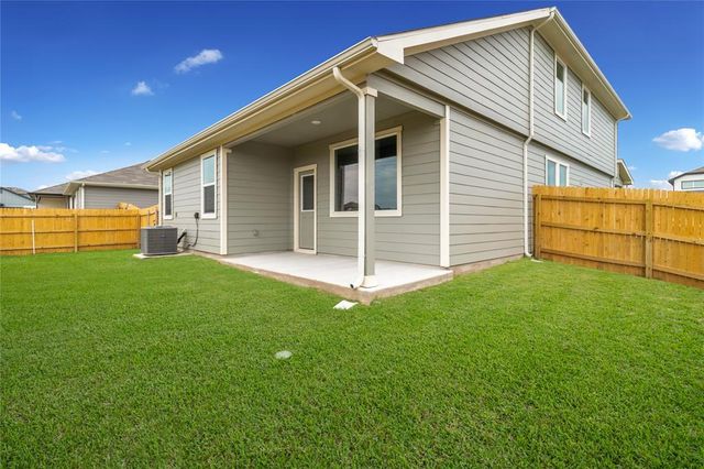 128 Palo Pinto DR, Kyle, TX 78640