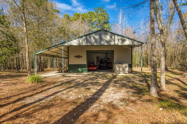 5280 Whitaker Way, Anderson, TX 77830