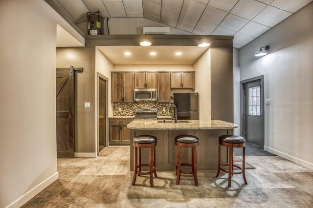 5280 Whitaker Way, Anderson, TX 77830