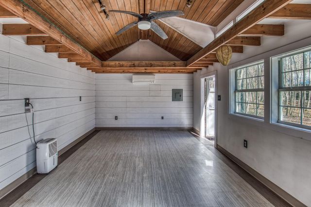 5280 Whitaker Way, Anderson, TX 77830