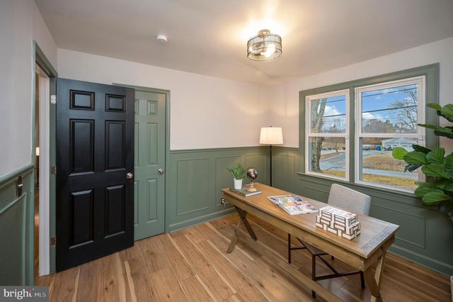 522 WHITE OAK RD, Fredericksburg, VA 22405