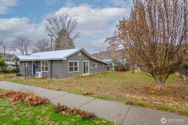 606 Spruce Street, Coulee Dam, WA 99116