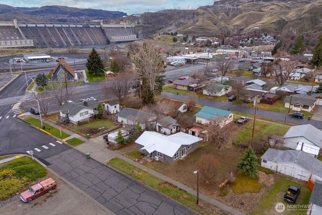 606 Spruce Street, Coulee Dam, WA 99116