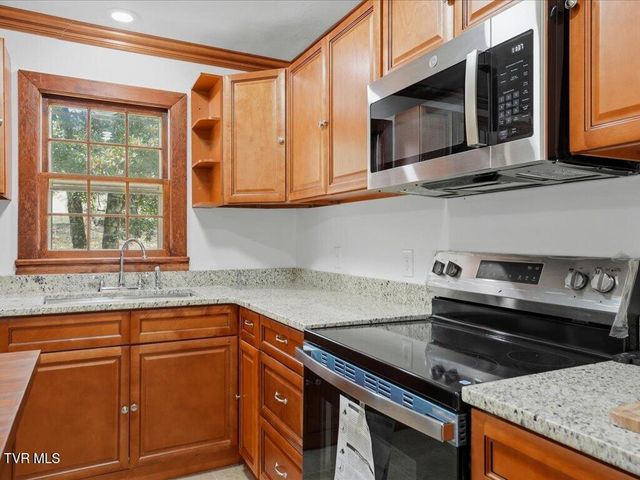 541 Big Springs Drive, Mosheim, TN 37818