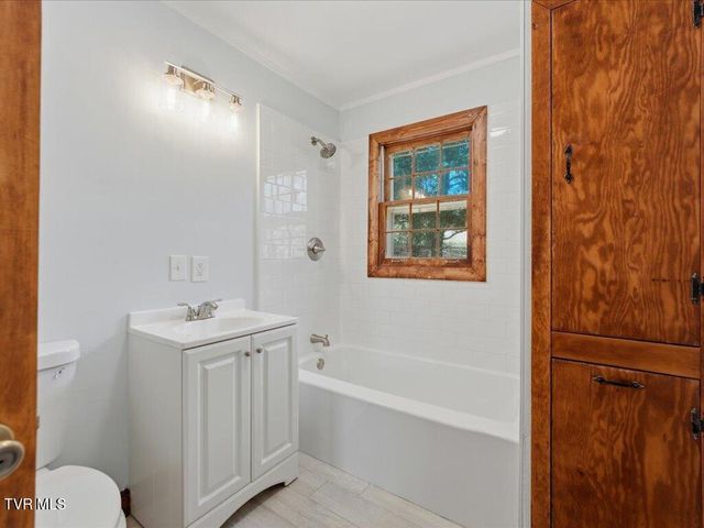 541 Big Springs Drive, Mosheim, TN 37818