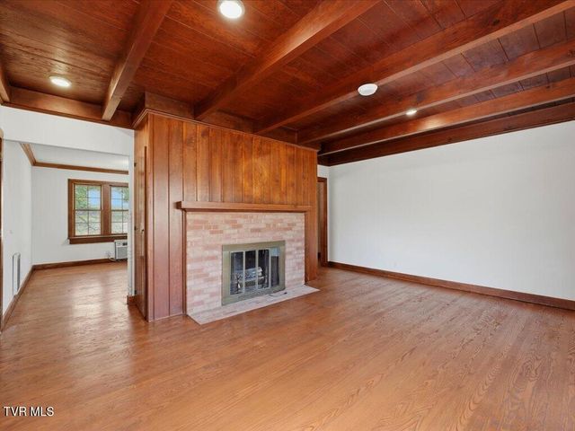 541 Big Springs Drive, Mosheim, TN 37818