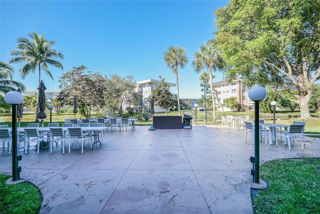 2951 NW 46th Avenue 310, Lauderdale Lakes, FL 33313