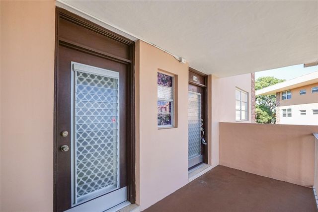 2951 NW 46th Avenue 310, Lauderdale Lakes, FL 33313