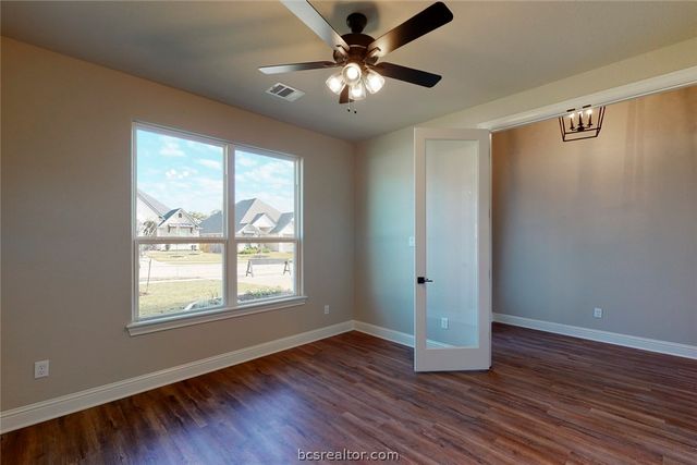 3908 Eskew Drive, College Station, TX 77845