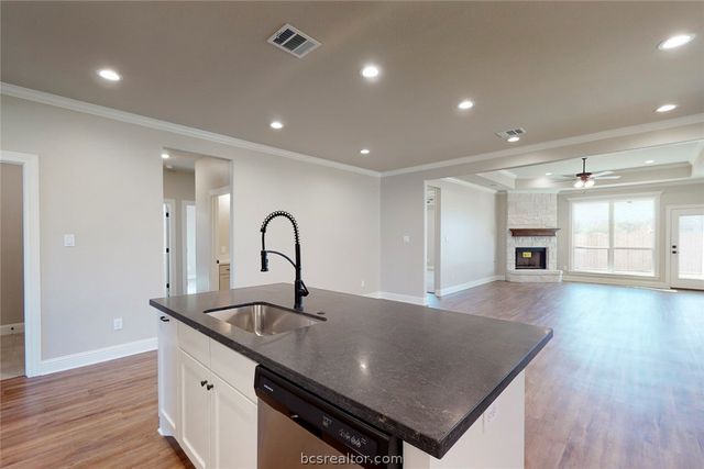 3908 Eskew Drive, College Station, TX 77845