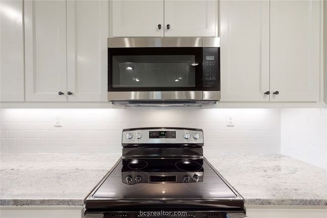 3908 Eskew Drive, College Station, TX 77845