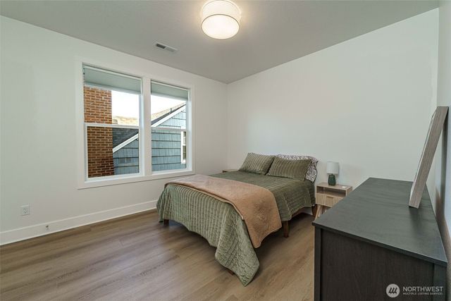 800 E 37th Street, Vancouver, WA 98663