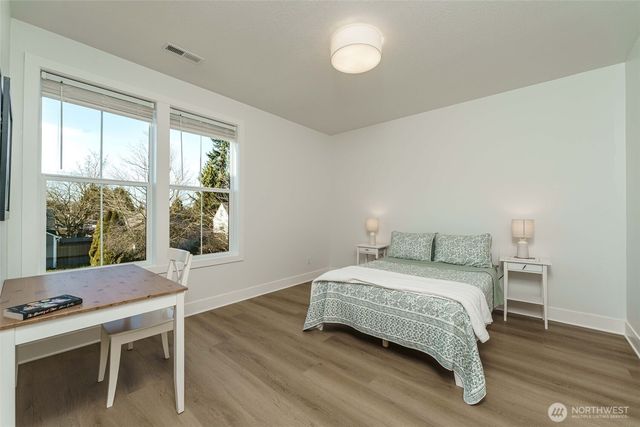 800 E 37th Street, Vancouver, WA 98663