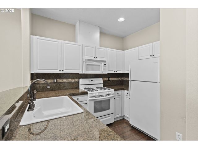 10400 Ne 82ND Ave 15, Vancouver, WA 98662