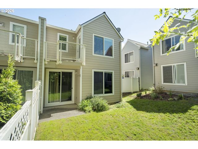 10400 Ne 82ND Ave 15, Vancouver, WA 98662
