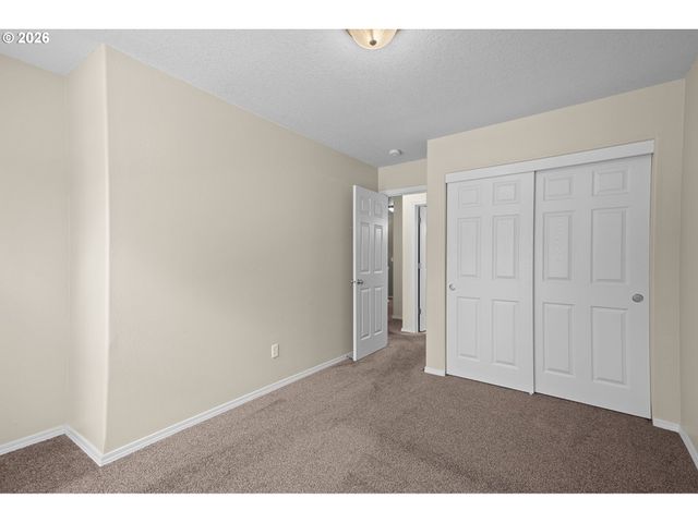 10400 Ne 82ND Ave 15, Vancouver, WA 98662