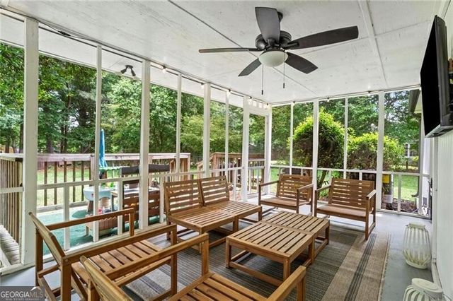 2370 Holly Springs Road NE, Marietta, GA 30062