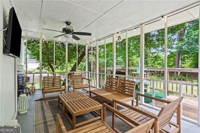 2370 Holly Springs Road NE, Marietta, GA 30062
