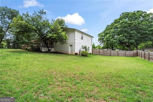 2370 Holly Springs Road NE, Marietta, GA 30062