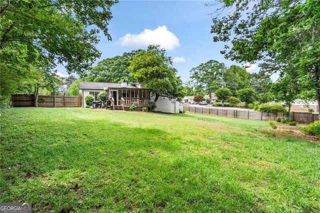 2370 Holly Springs Road NE, Marietta, GA 30062