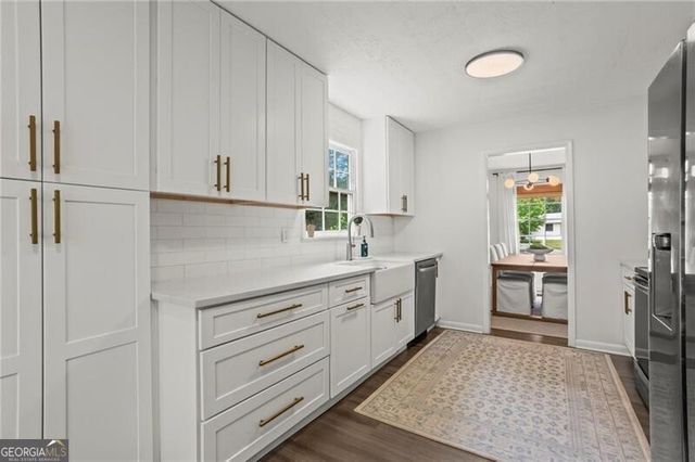 2370 Holly Springs Road NE, Marietta, GA 30062