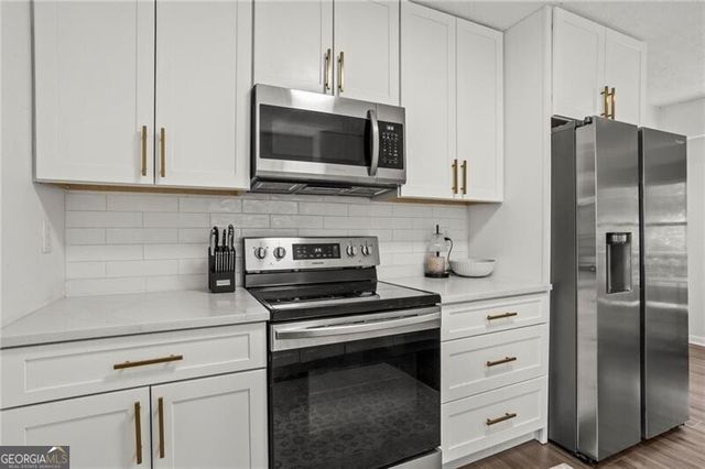 2370 Holly Springs Road NE, Marietta, GA 30062