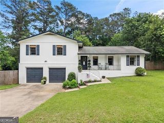 2370 Holly Springs Road NE, Marietta, GA 30062