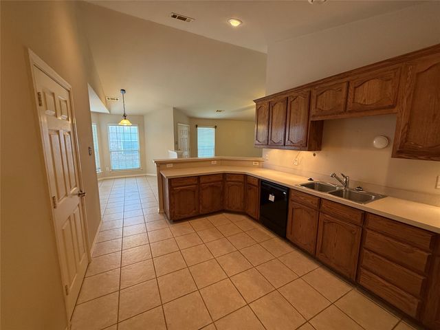 6437 Regina Drive, Fort Worth, TX 76131