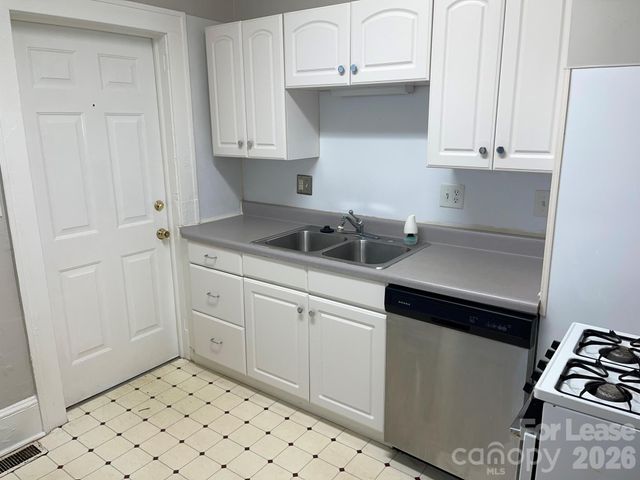 822 Tremont Avenue E 1, Charlotte, NC 28203