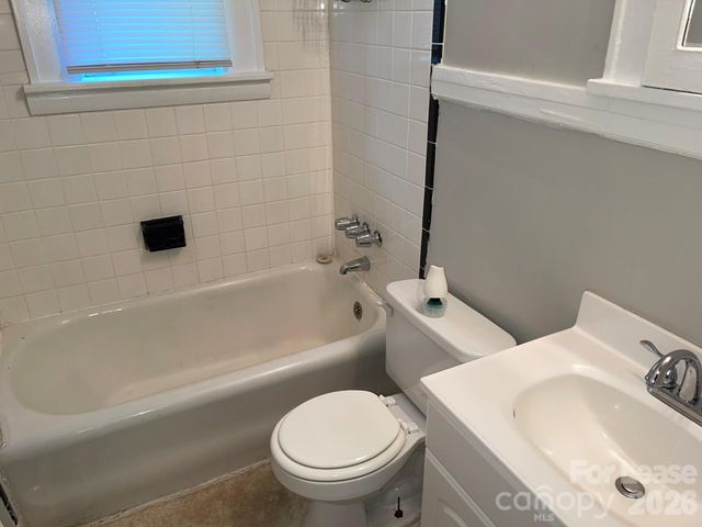 822 Tremont Avenue E 1, Charlotte, NC 28203