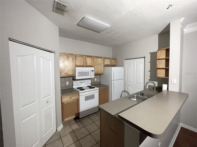 4207 S DALE MABRY HIGHWAY 9201, Tampa, FL 33611