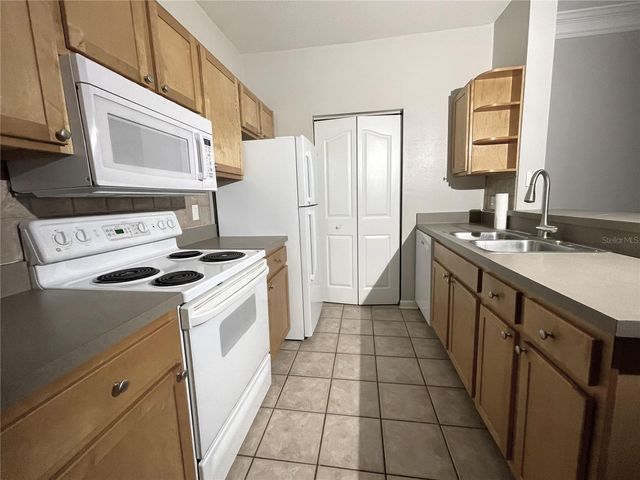 4207 S DALE MABRY HIGHWAY 9201, Tampa, FL 33611