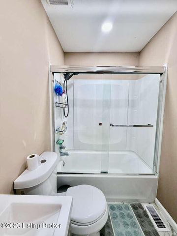 3305 Chinquapin Ln, Louisville, KY 40219