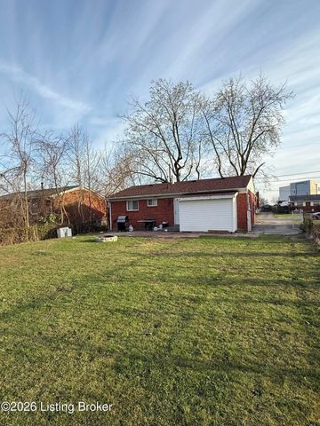 3305 Chinquapin Ln, Louisville, KY 40219