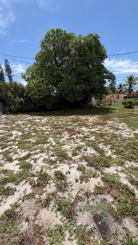 1770 NW 25th Terrace, Fort Lauderdale, FL 33311