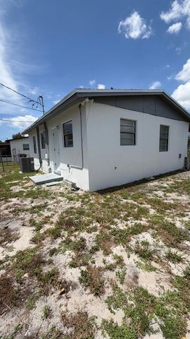 1770 NW 25th Terrace, Fort Lauderdale, FL 33311