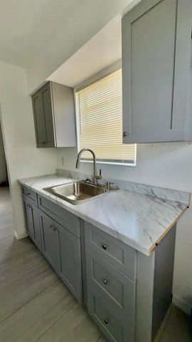 1770 NW 25th Terrace, Fort Lauderdale, FL 33311