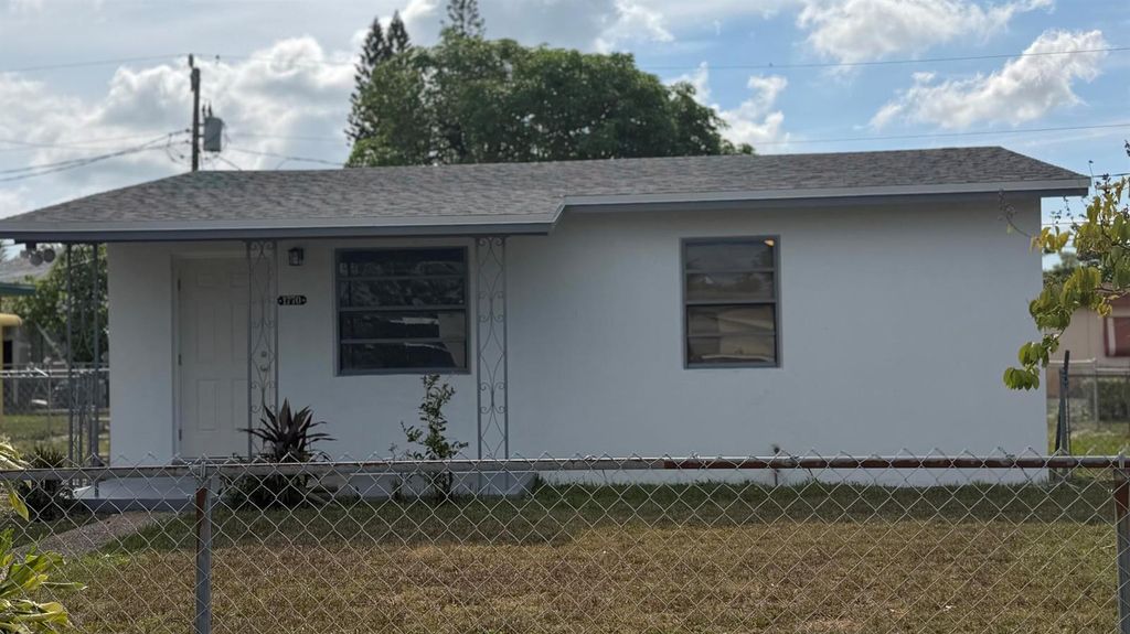 1770 NW 25th Terrace, Fort Lauderdale, FL 33311