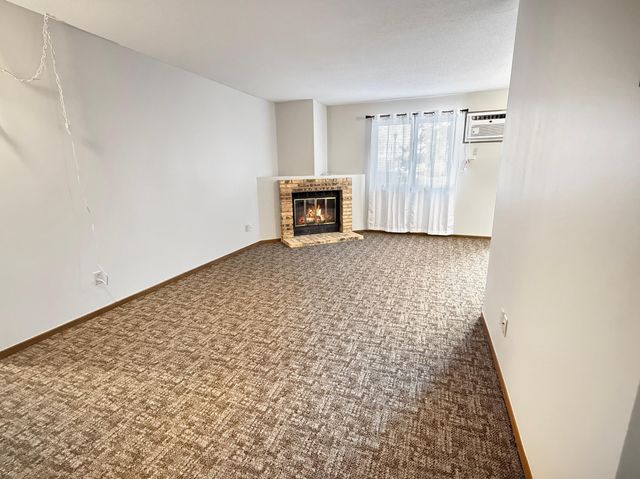 7624 157th Street W 104, Apple Valley, MN 55124